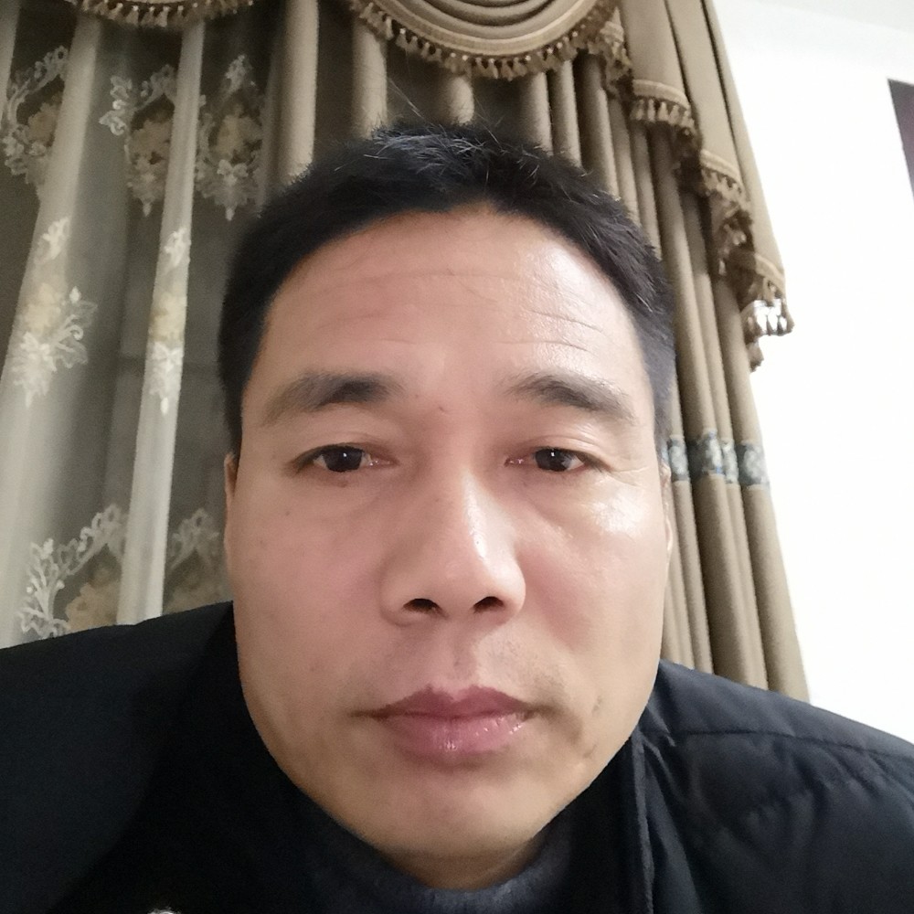 虚拟百褶裙的照片