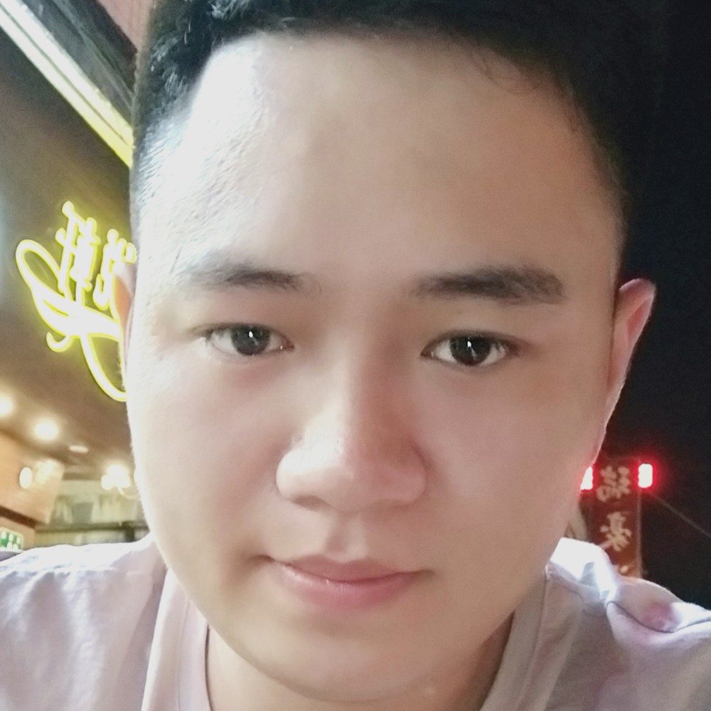 朋友回眸温婉的照片