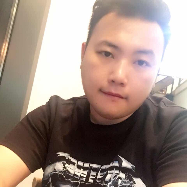 细心彼的照片