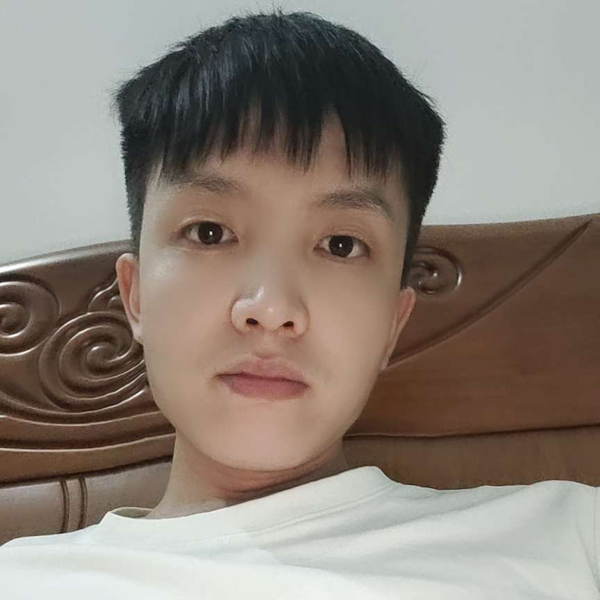 心锁闻强健的照片