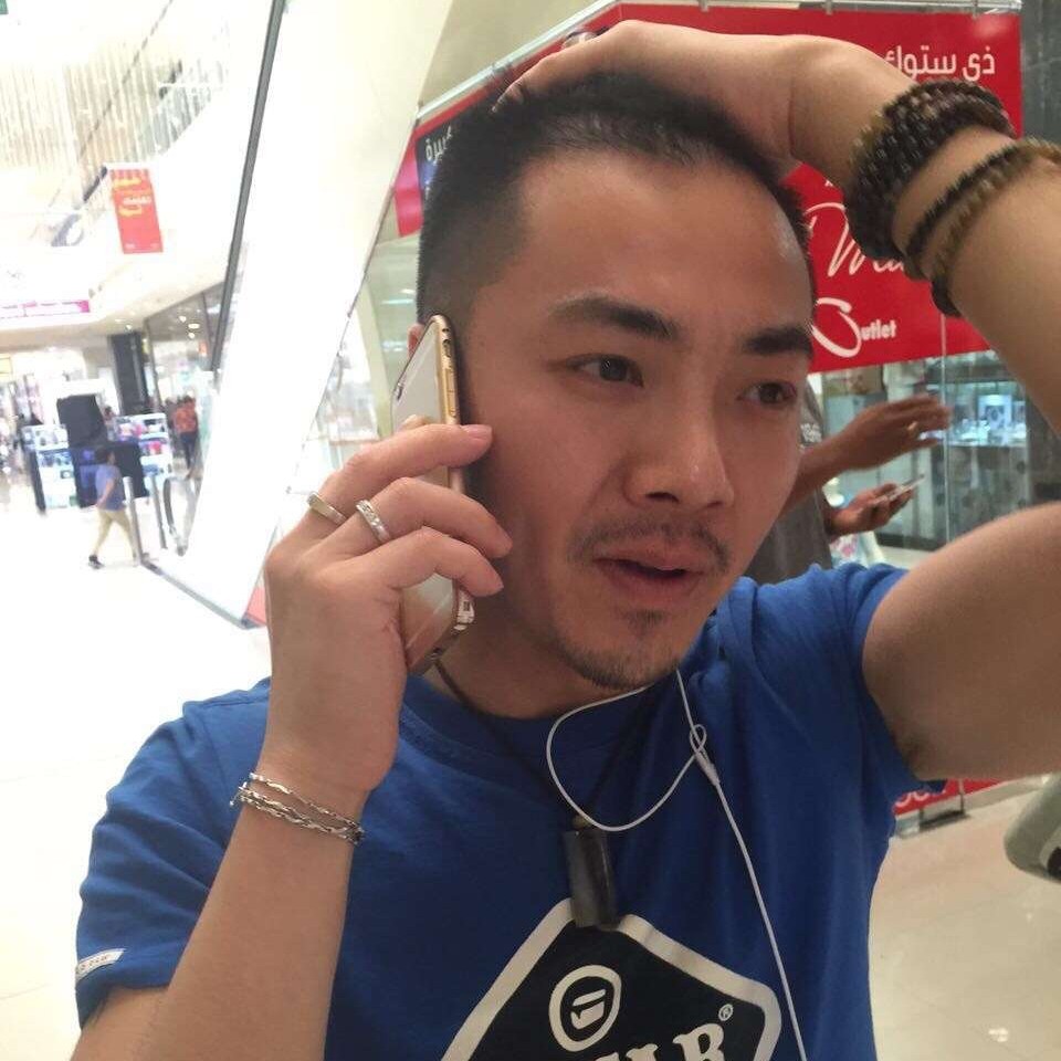 调皮等于帅哥的照片
