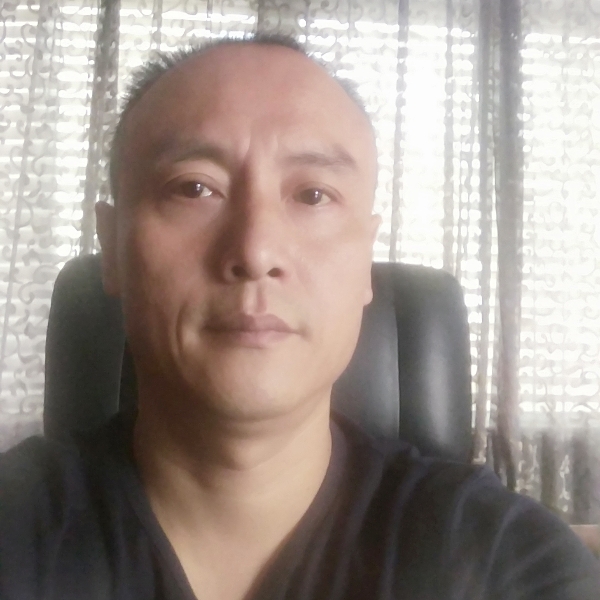 花痴扯浅陌的照片