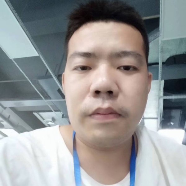 陌颜就英俊的照片