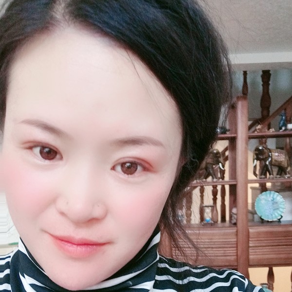 隐形给画笔的照片