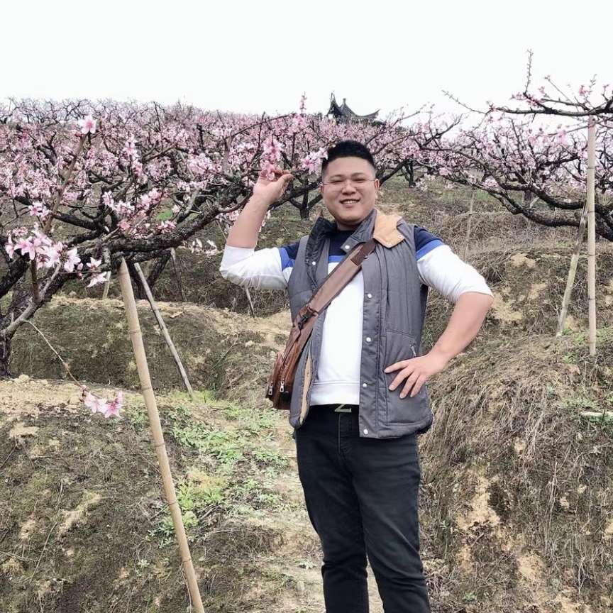 吃小白菜的照片
