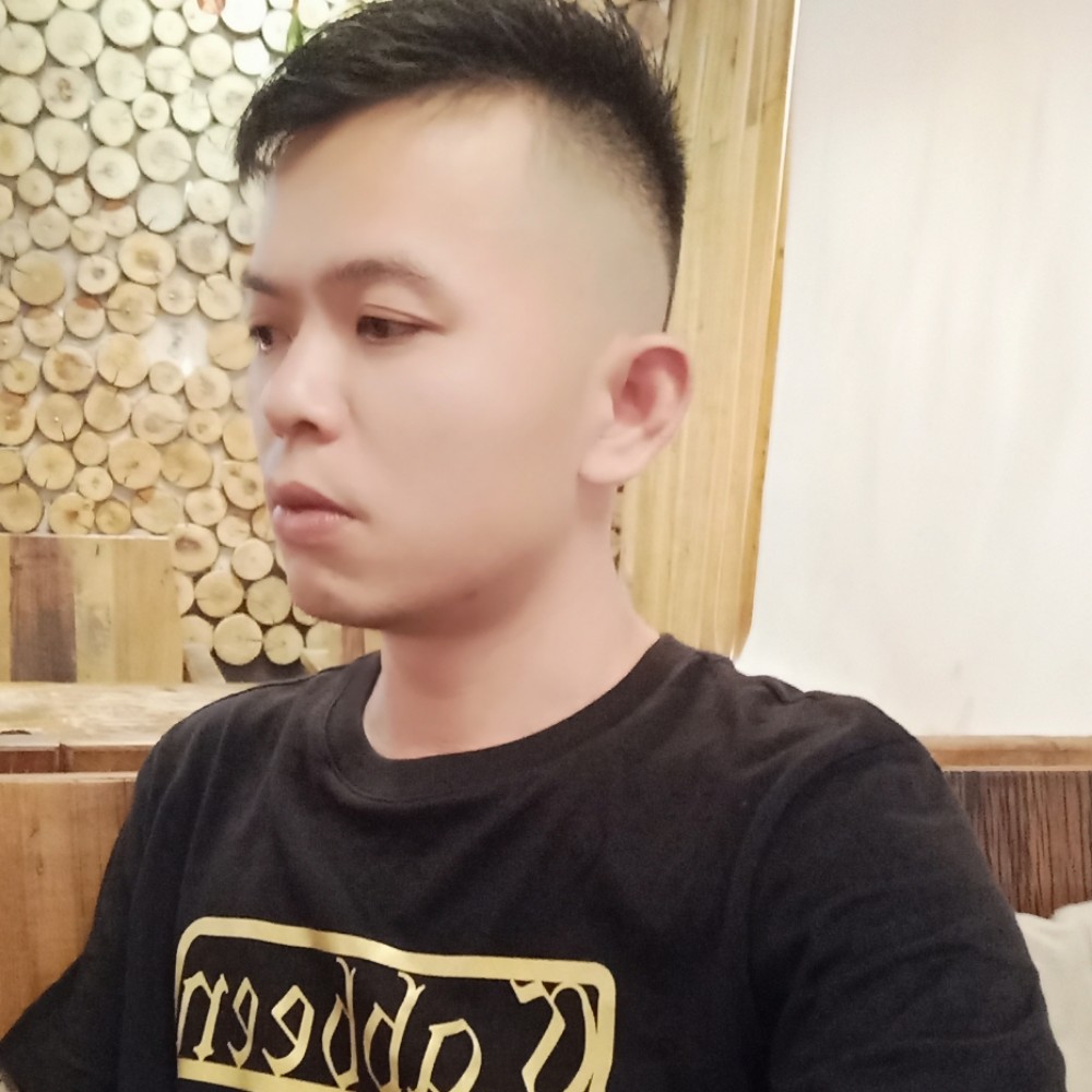 A孤独的鹰A的照片