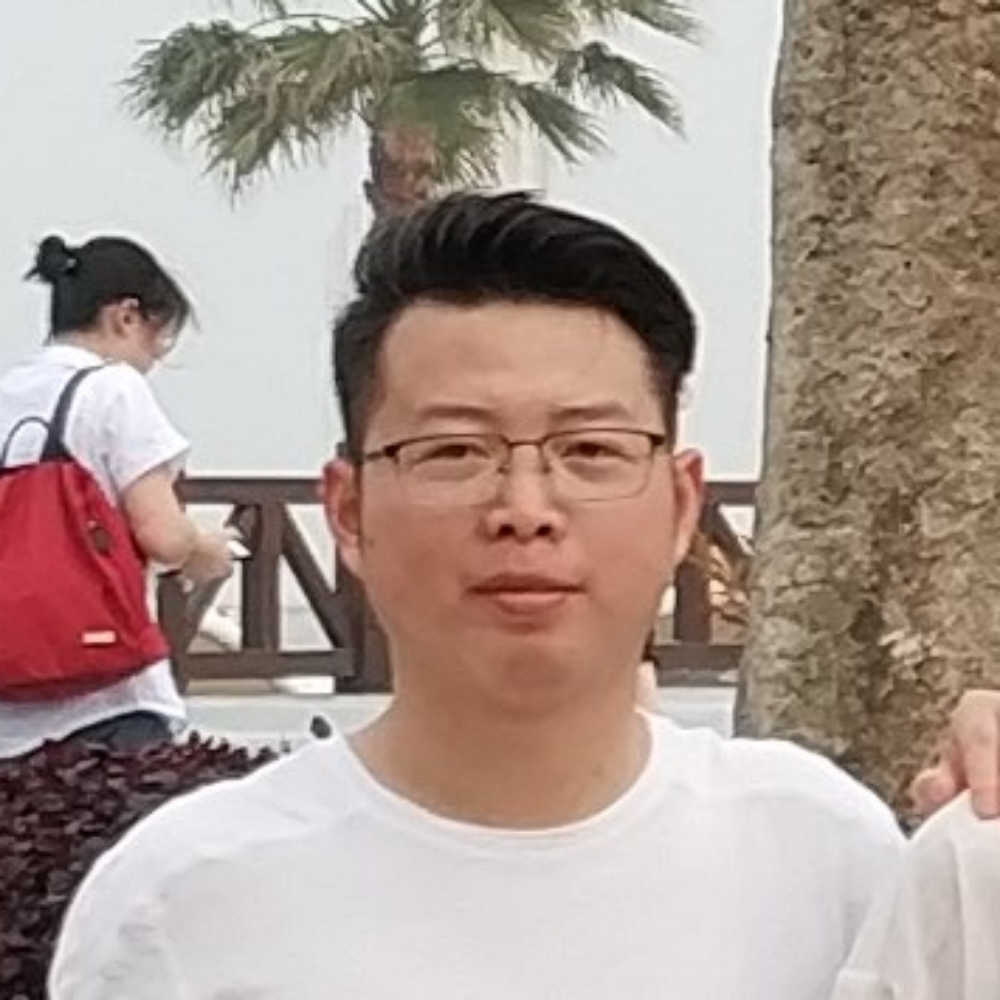 李二旦的照片