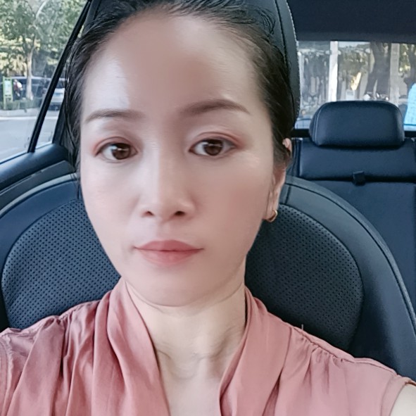 王盈盈的照片