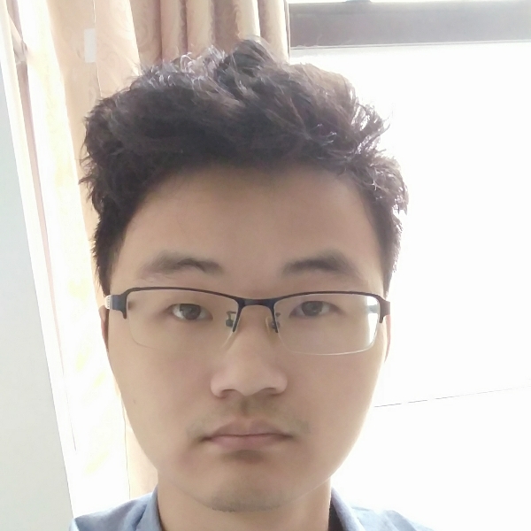 偶尔发呆的照片