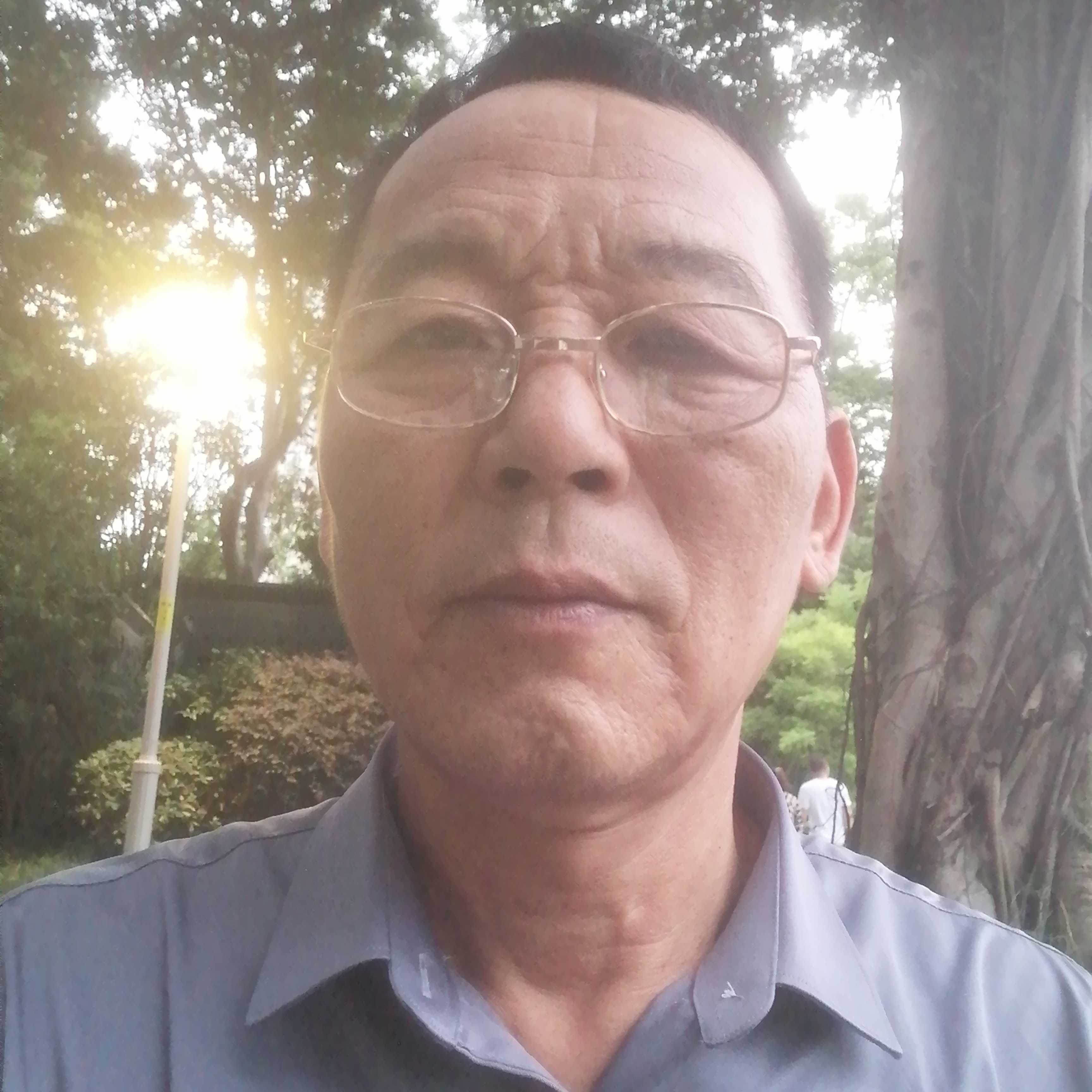 征婚看资料与照片的照片