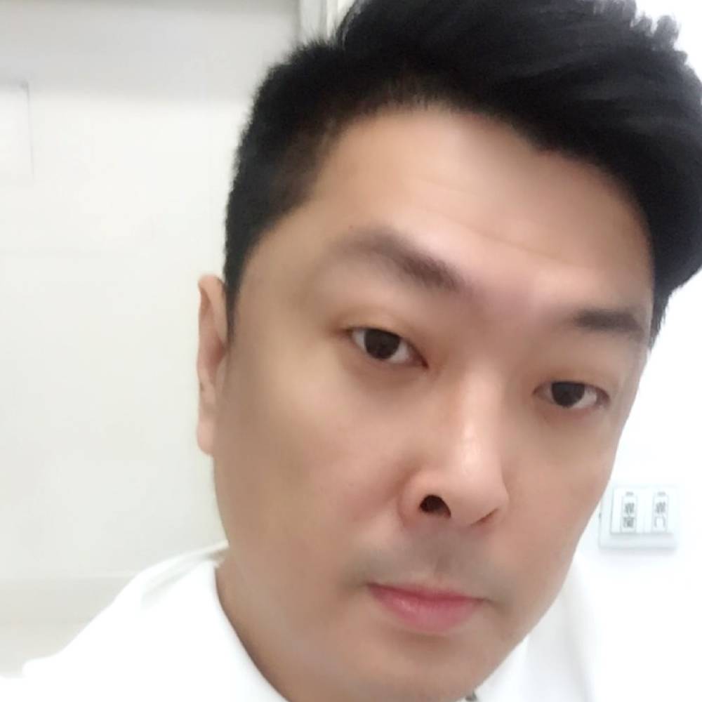 元少的照片