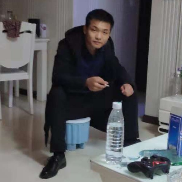 简EC的照片