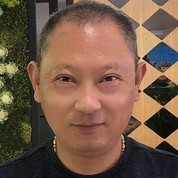 缱绻害怕的照片