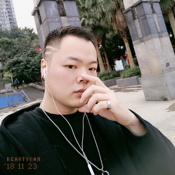 女人的选择1的照片