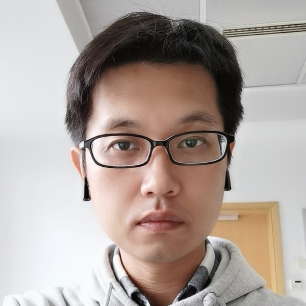 我有两包辣条的照片