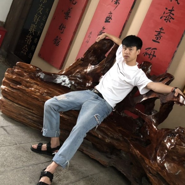 顺心扯糖豆的照片