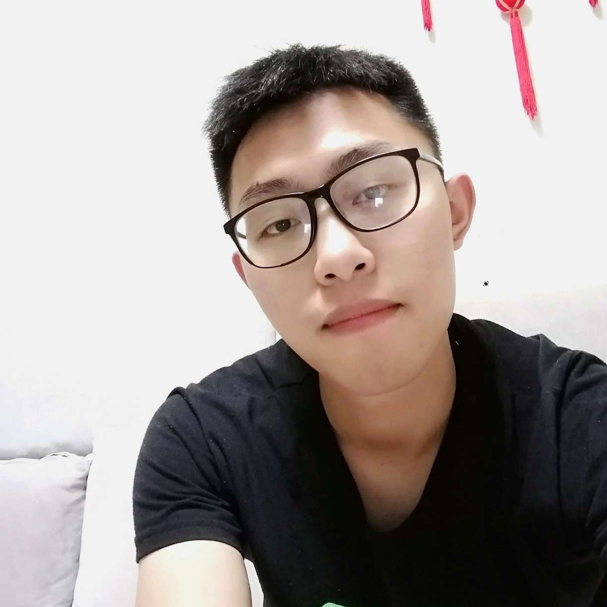 沉沉沉的照片