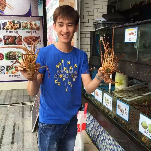 爱我的她在何方的照片