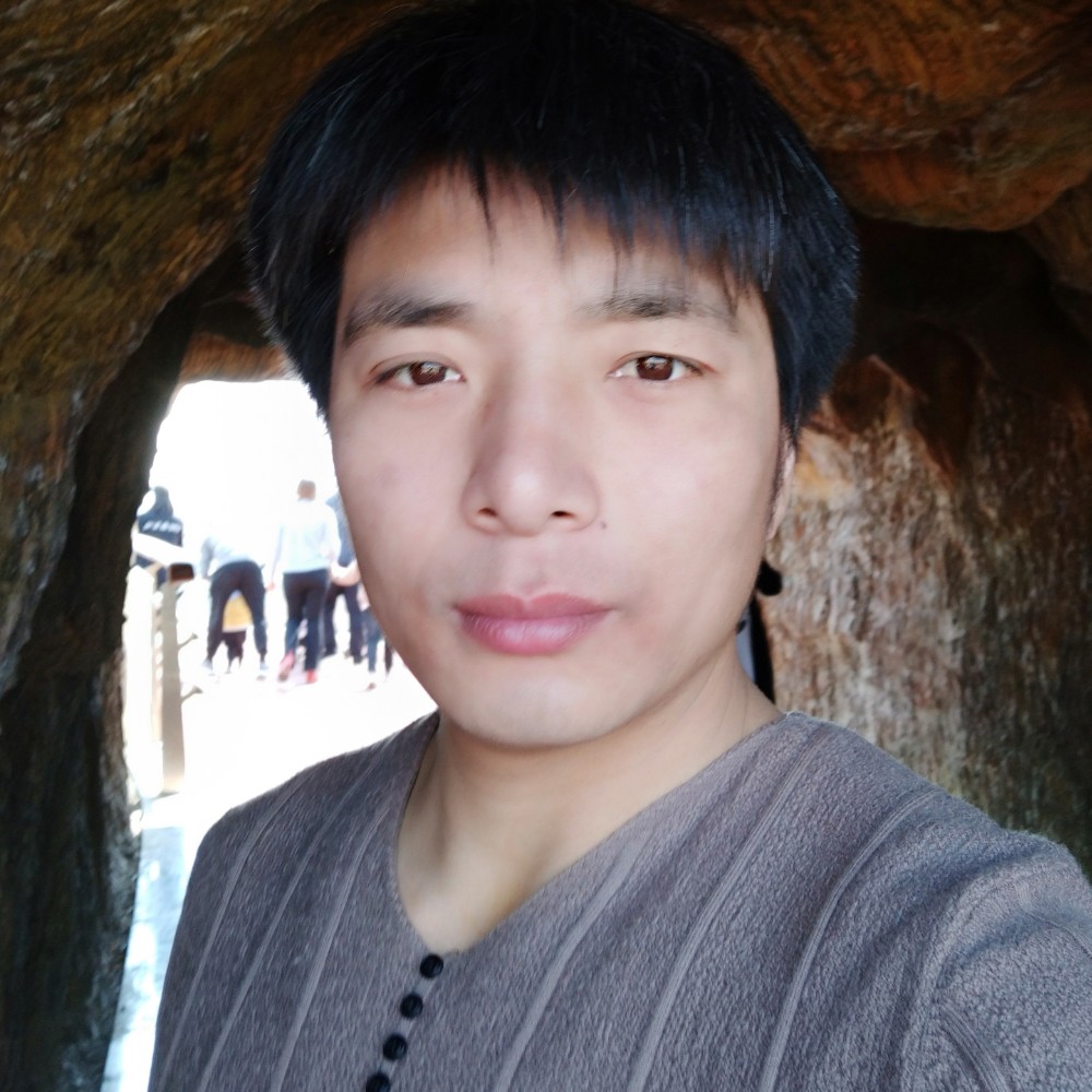 多情迎星月的照片