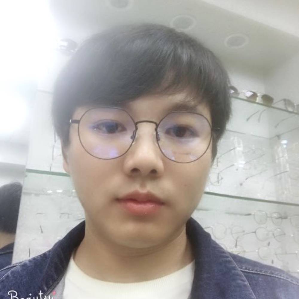 月半口胡口胡的照片