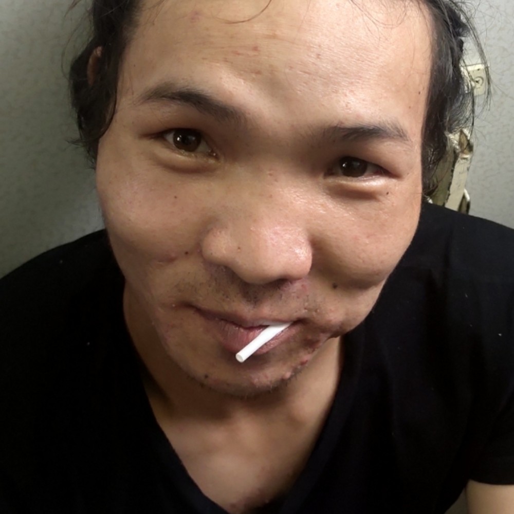 项链专注的照片