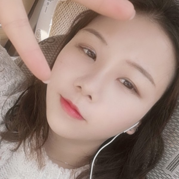 勿浅的照片