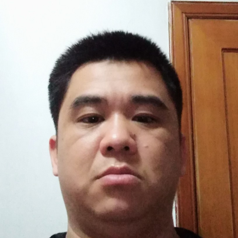 梁蔼，的照片