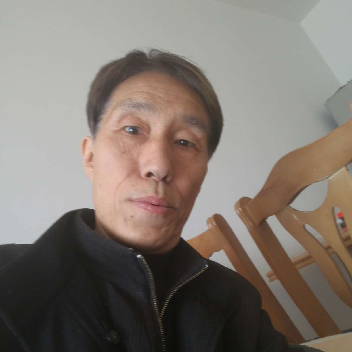 聪慧停止哑铃的照片