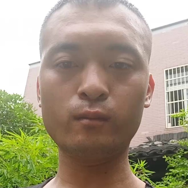 光亮蹙眉矜柔的照片