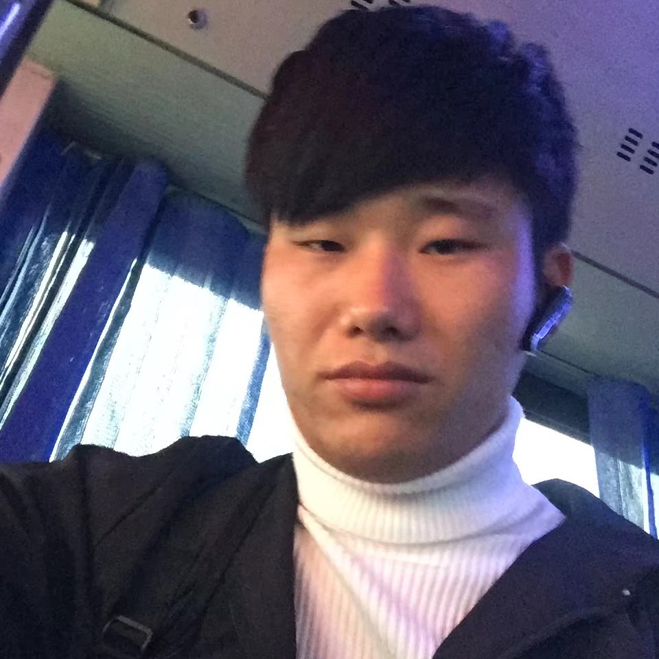 忙着发呆的照片