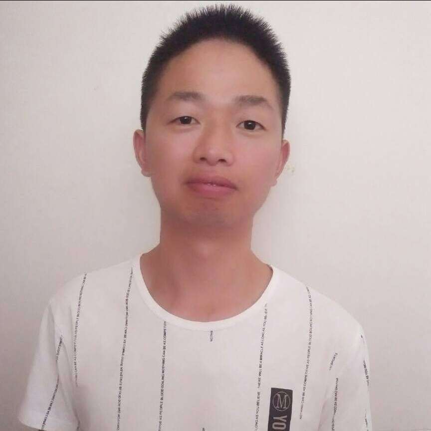 卢泽义的照片