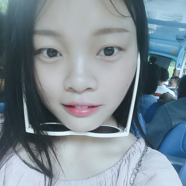 初璃兮微か半心人的照片