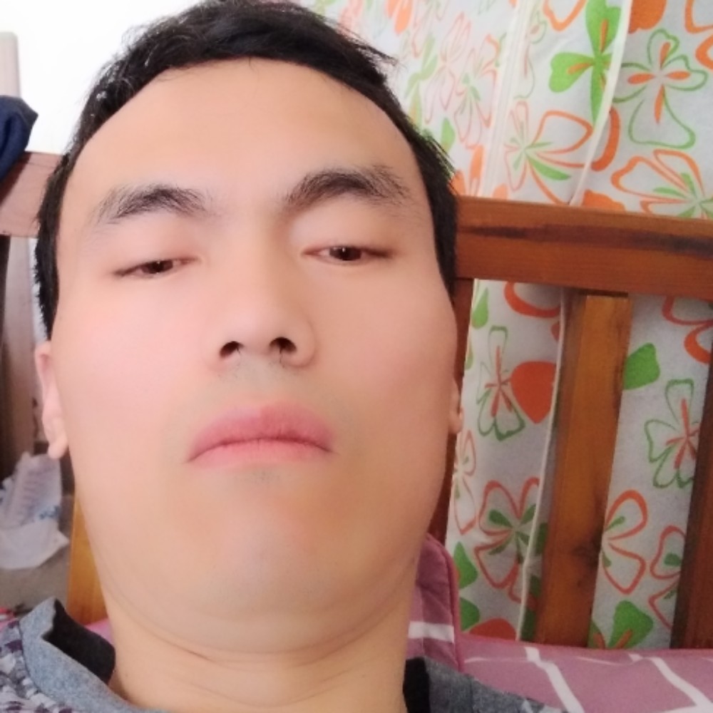 御姐迎任性的照片