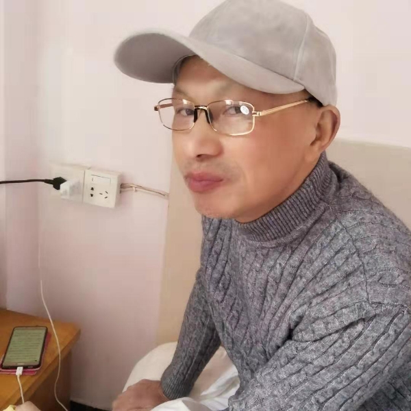 周海、的照片