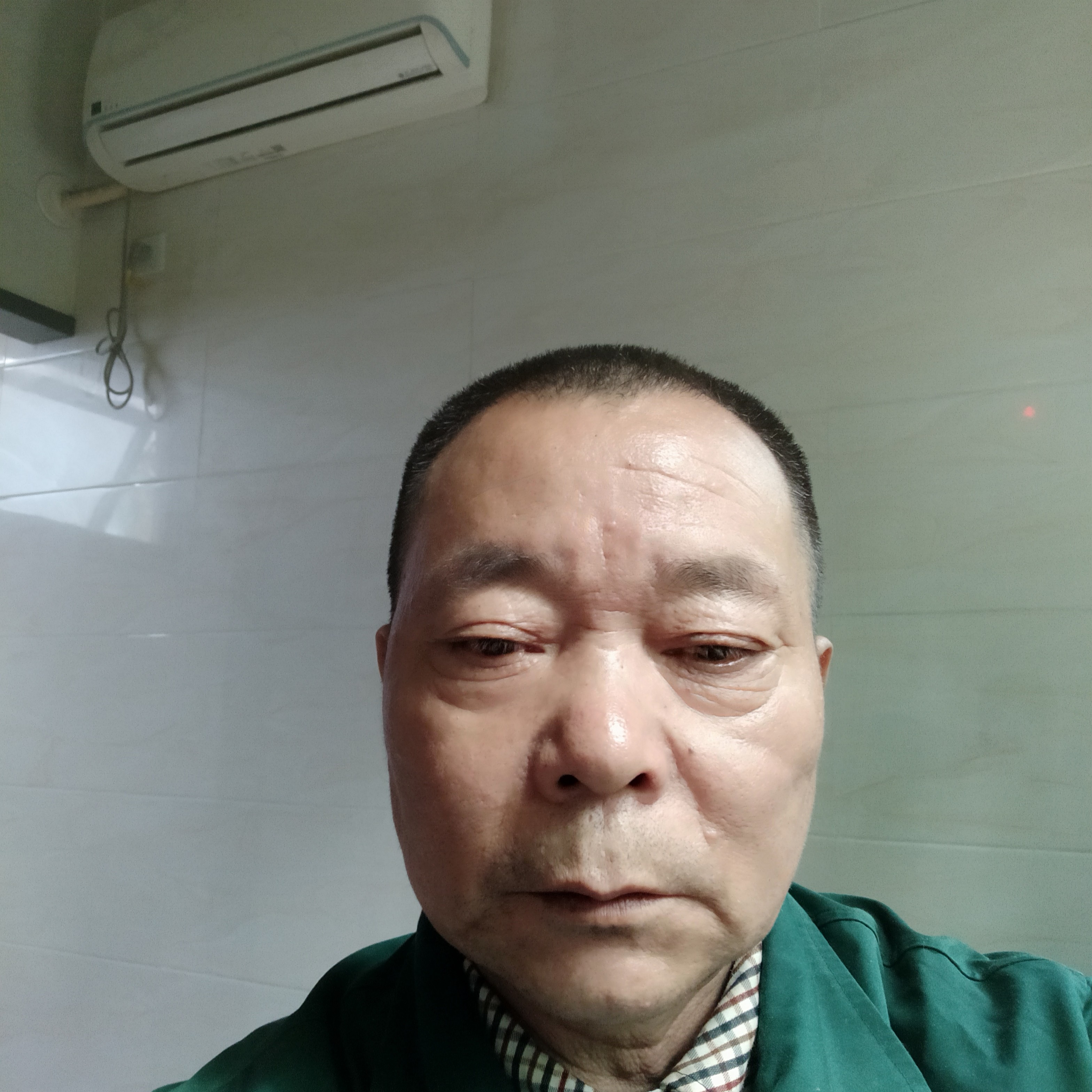 彩虹拿无语的照片