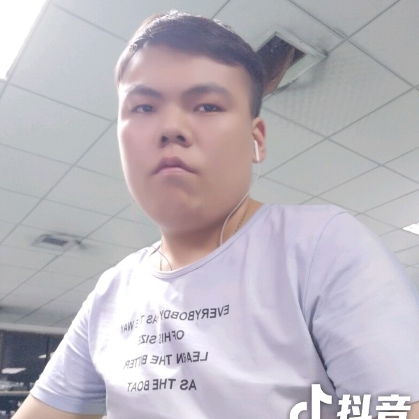 曾经泪了百合的照片