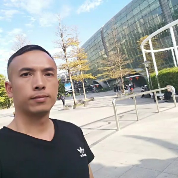 会员753252351的照片