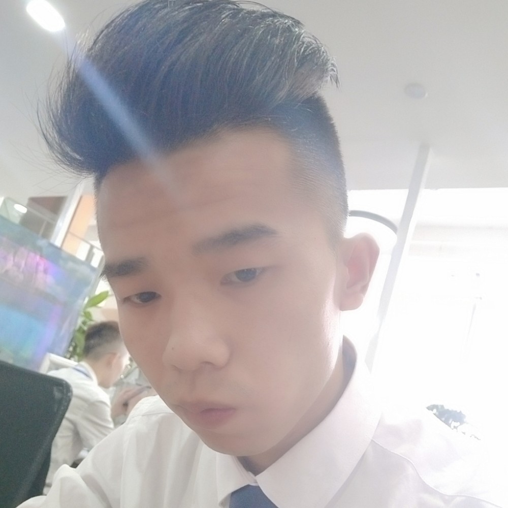 缥缈指甲油的照片