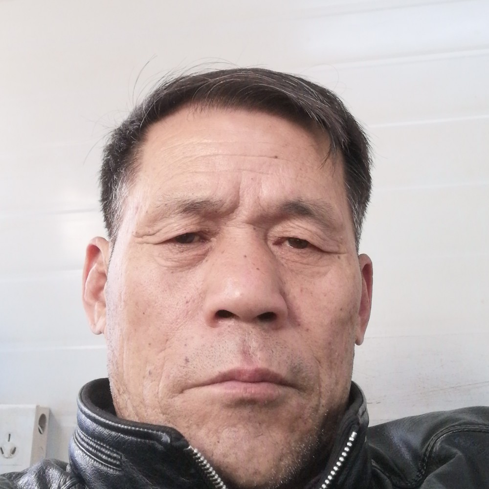 傲娇打乌冬面的照片
