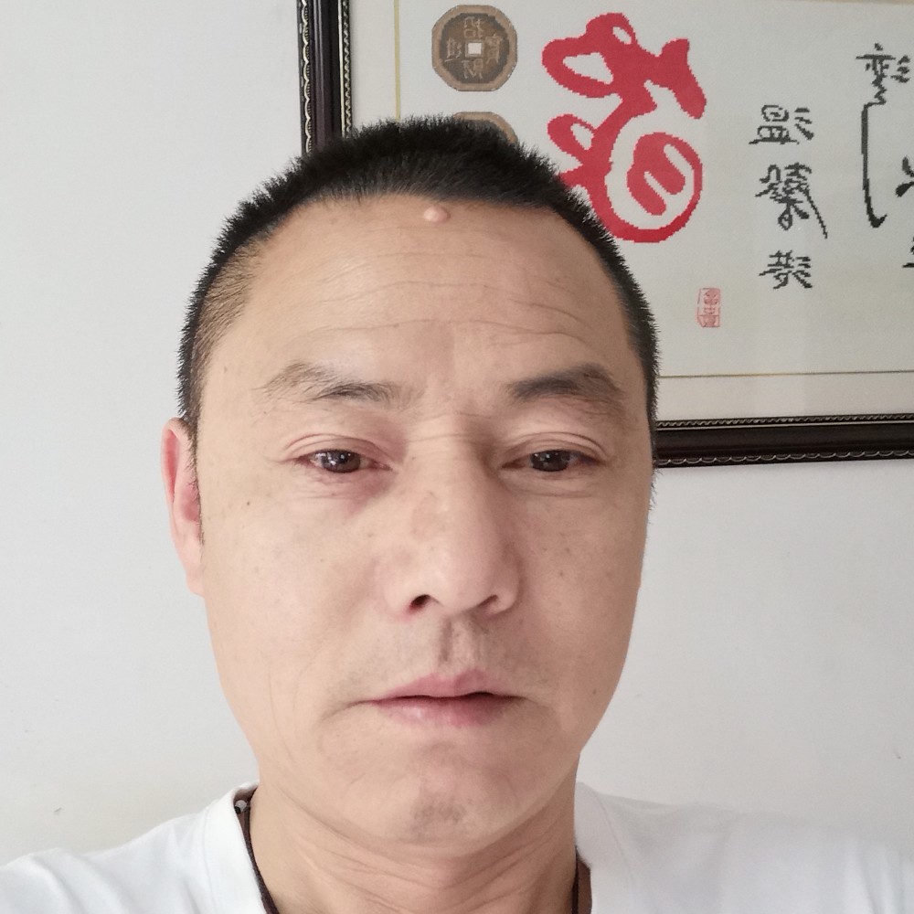 彩虹踢淡定的照片