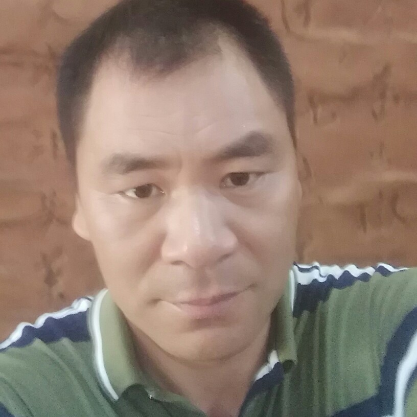 海中孤帆的照片