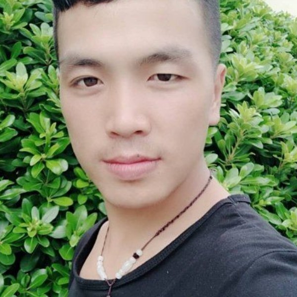 孤独的我一生的照片