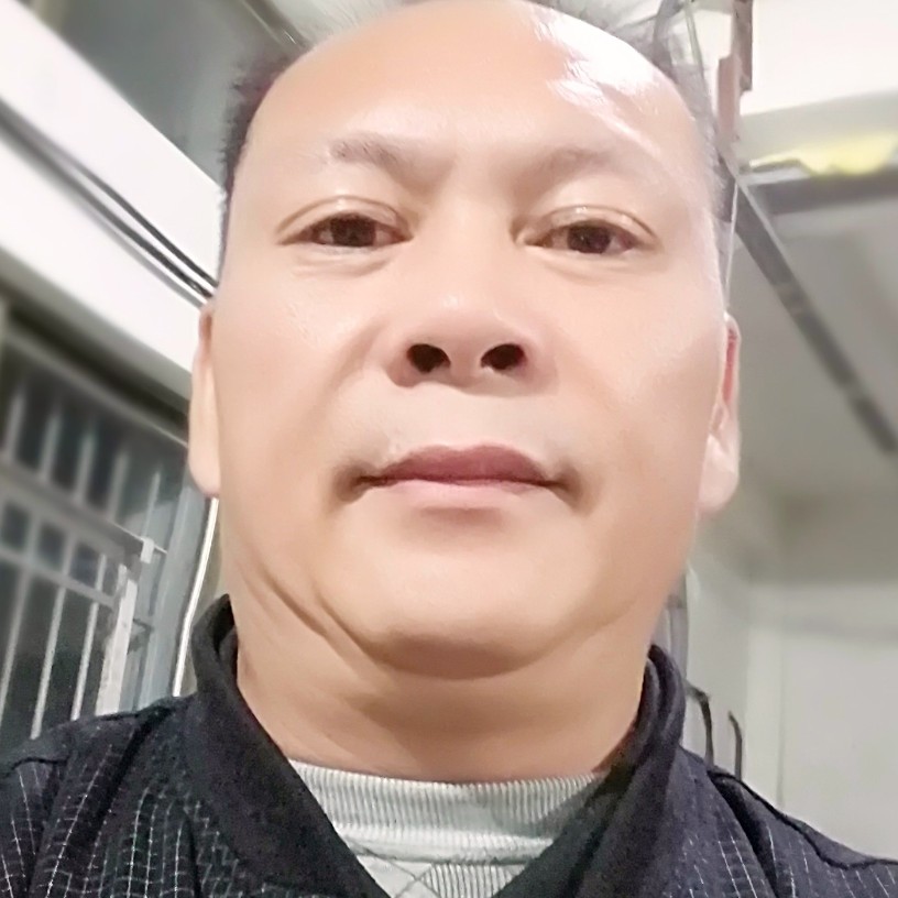 伶俐碧影的照片