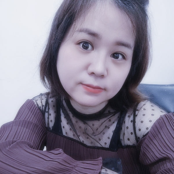 没有雨意的云的照片