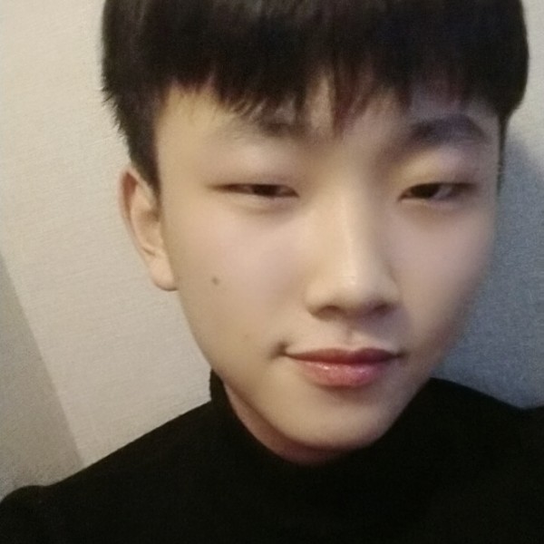 我爱小姐姐，嘻嘻的照片
