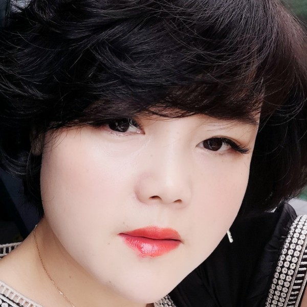 胡拉拉的照片