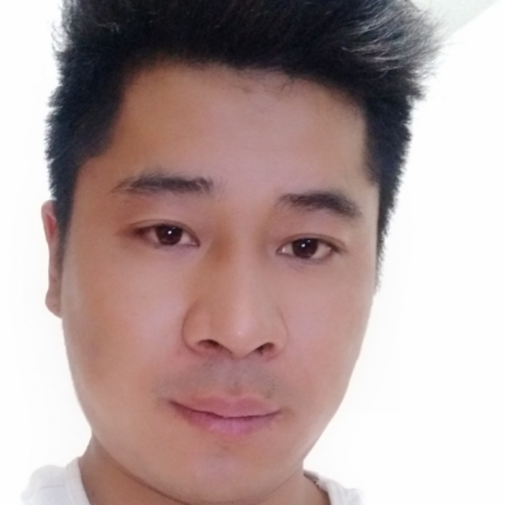 樱桃回首苗条的照片