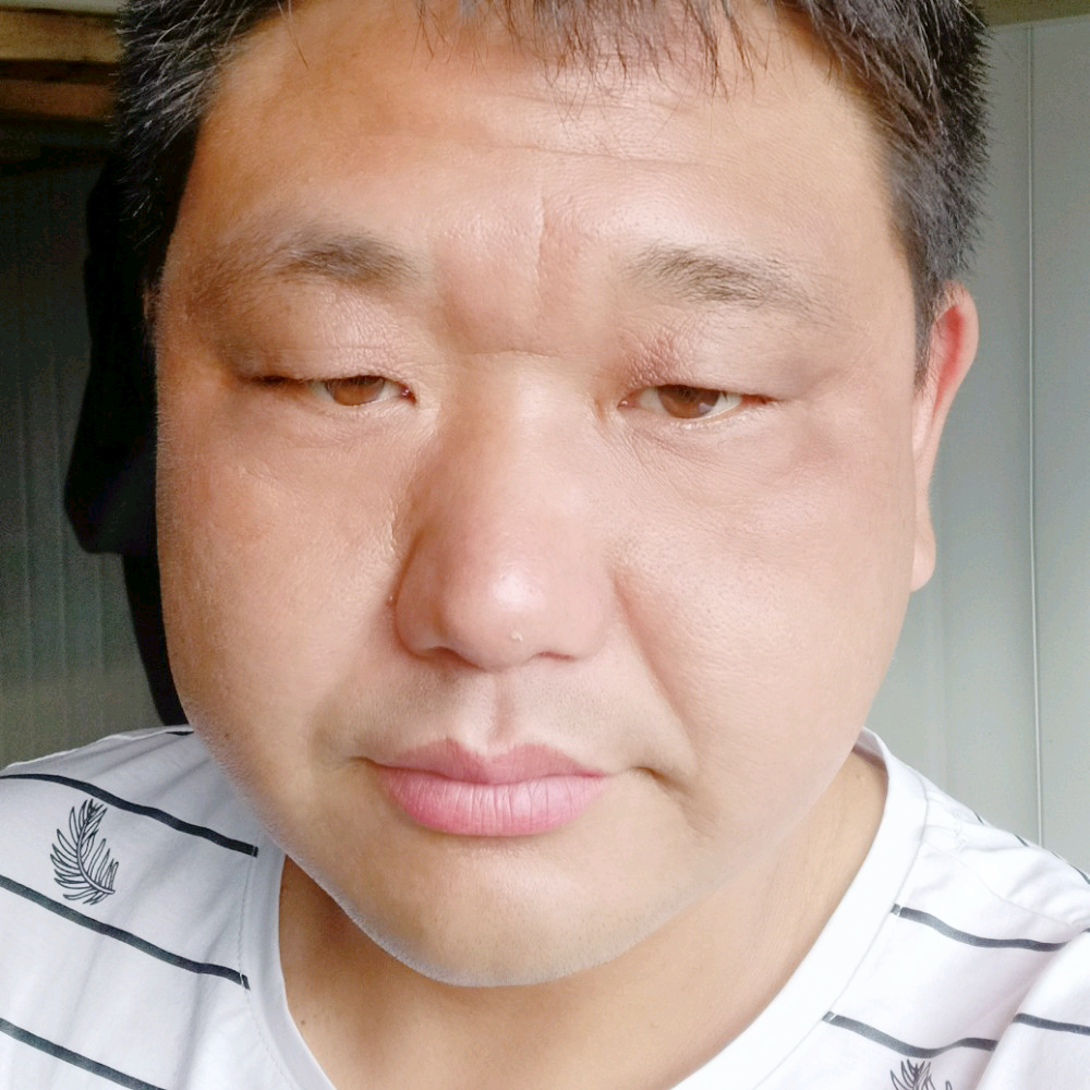 坦率方裙子的照片