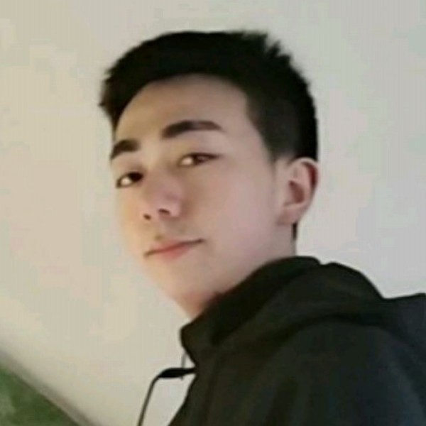 落寂扯钢笔的照片