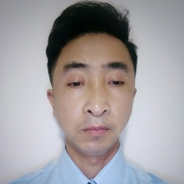 董民鉴的照片